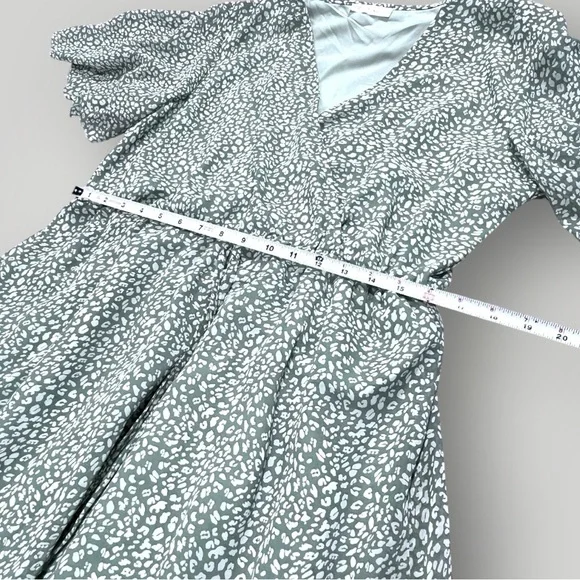 Kirundo Sage/White Midi V-Neck Dress - Picture 9 of 16